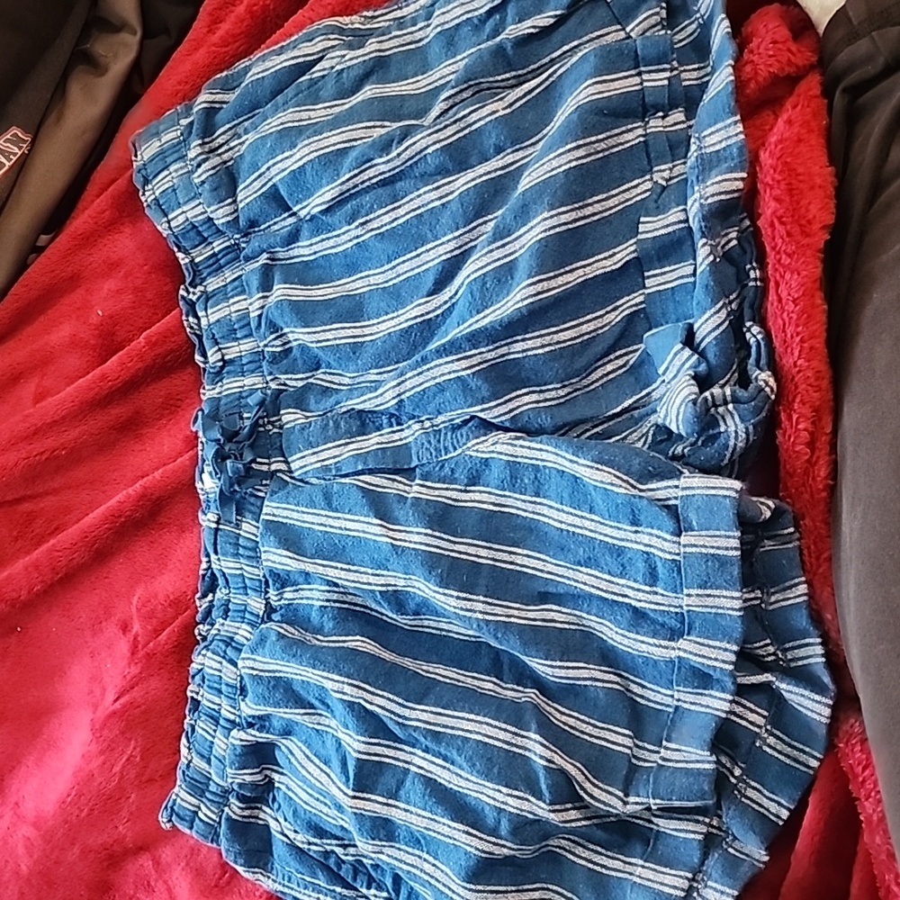 BLUE WITH WHITE STRIPES SHORTE